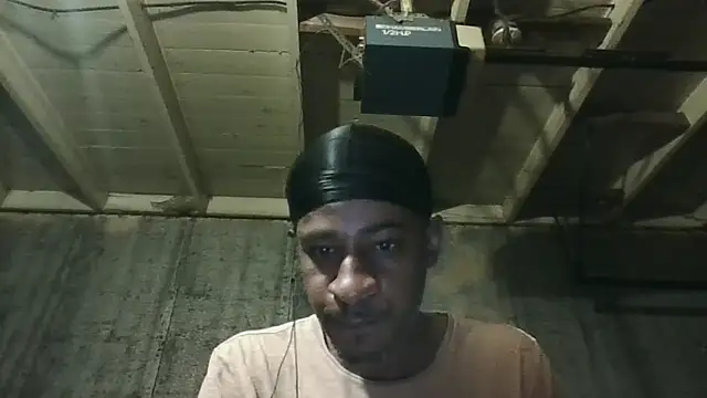 Snapshot of Leo99842 chatting on 07/16/26, 02:52 Leo99842 online show from 07/16/26, 02:52