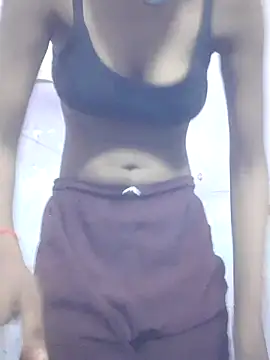 Saloni-Tyagi online show from 06/25/26, 10:31