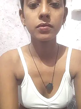 Saloni-Tyagi online show from 06/22/26, 11:07