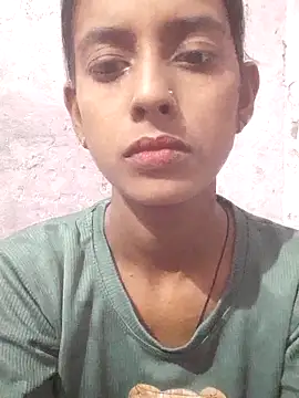 Saloni-Tyagi online show from 06/21/26, 12:33