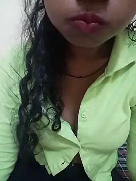 Snapshot of Sexy-Zeenat chatting on 06/29/26, 01:33 Sexy-Zeenat online show from 06/29/26, 01:33