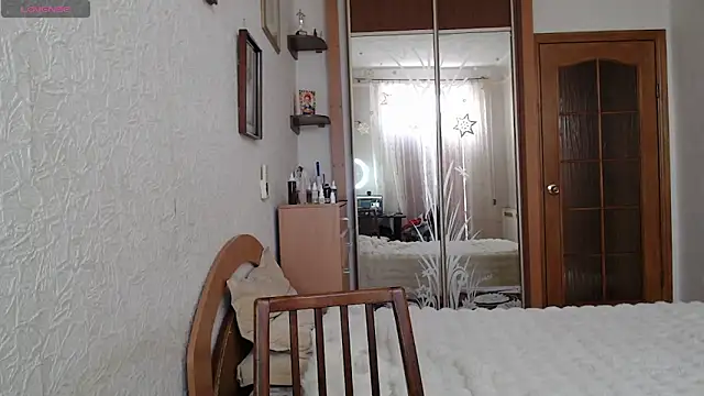 Yevgeshka-Milashka online show from 01/13/26, 07:56