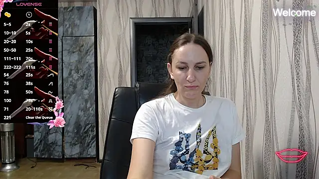 Yevgeshka-Milashka online show from 10/25/25, 05:28