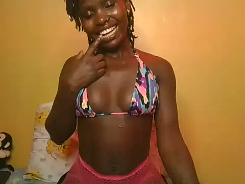 Snapshot of Suzzy_Baibe chatting on 06/25/26, 05:18 Suzzy Baibe online show from 06/25/26, 05:18