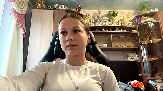 Snapshot of TaIliedGuest chatting on 07/15/26, 02:40 TaIliedGuest online show from 07/15/26, 02:40