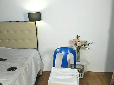 YourladyLia  online show from 06/30/26, 06:13