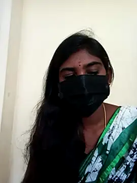 Snapshot of Keerthi_143 chatting on 08/01/26, 05:16 Keerthi 143 online show from 08/01/26, 05:16
