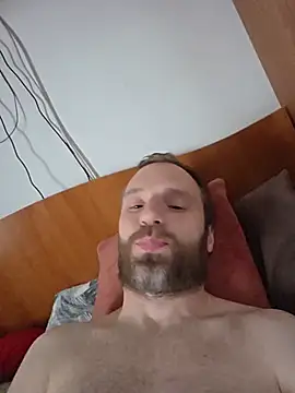 MrHot20cm online show from 07/05/26, 04:41