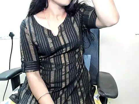 Snapshot of Samantha-Telugu chatting on 07/22/26, 03:19 Samantha-Telugu online show from 07/22/26, 03:19