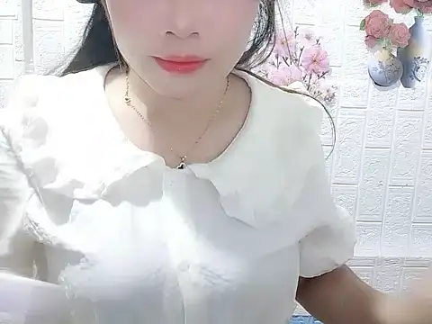 Snapshot of -Site-lee chatting on 06/19/26, 08:31 -Site-lee online show from 06/19/26, 08:31