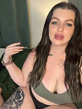 Snapshot of Maddison_Leighxo chatting on 07/16/26, 09:01 Maddison Leighxo online show from 07/16/26, 09:01
