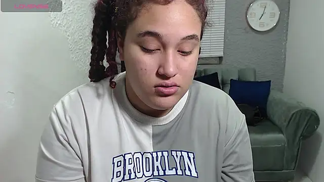 Snapshot of leilasosexy chatting on 06/30/26, 01:22 leilasosexy online show from 06/30/26, 01:22