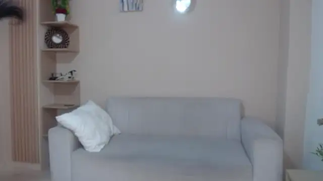 Snapshot of salome__2002 chatting on 07/12/26, 12:39 salome 2002 online show from 07/12/26, 12:39