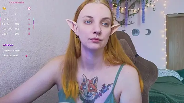 Snapshot of Elfie_Agatha chatting on 07/05/26, 10:22 Elfie Agatha online show from 07/05/26, 10:22