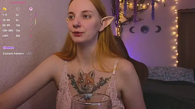 Snapshot of Elfie_Agatha chatting on 07/18/26, 09:51 Elfie Agatha online show from 07/18/26, 09:51