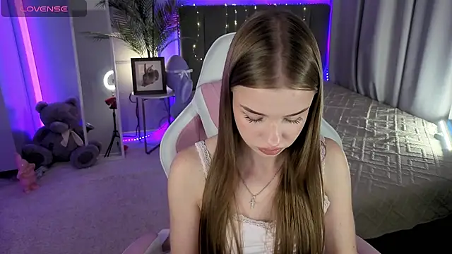 Milla Way online show from 07/14/26, 02:12
