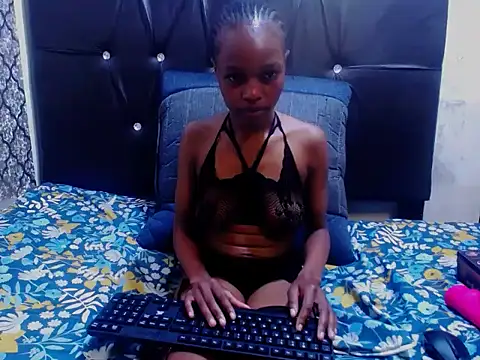 sexybitchh22 online show from 06/02/26, 06:19