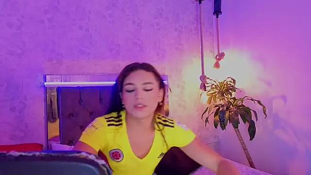 kathira londres online show from 06/23/26, 12:47