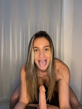 Snapshot of Betinhaalves chatting on 07/02/26, 06:03 Betinhaalves online show from 07/02/26, 06:03