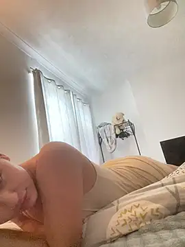 Goldiecherryx online show from 06/06/26, 04:01