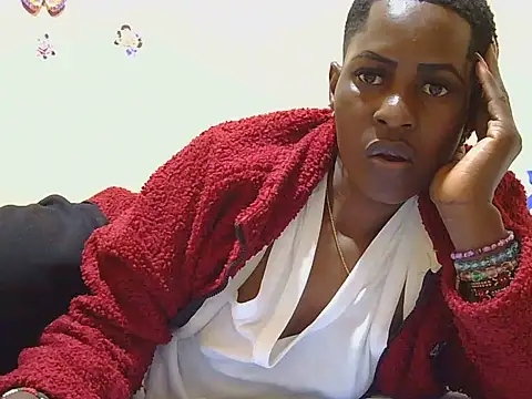 Snapshot of lunah_sexxy chatting on 06/30/26, 05:13 lunah sexxy online show from 06/30/26, 05:13