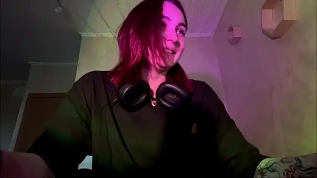 Batty Love online show from 06/09/26, 03:46