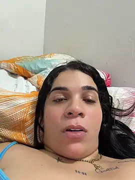 Snapshot of Siri_Luxx chatting on 07/15/26, 01:29 Siri Luxx online show from 07/15/26, 01:29