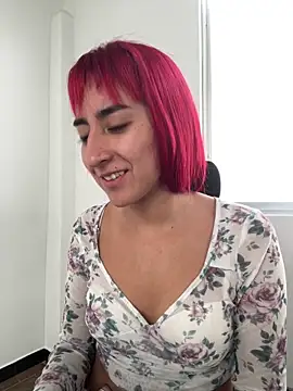 Juliethademon online show from 06/10/26, 12:50