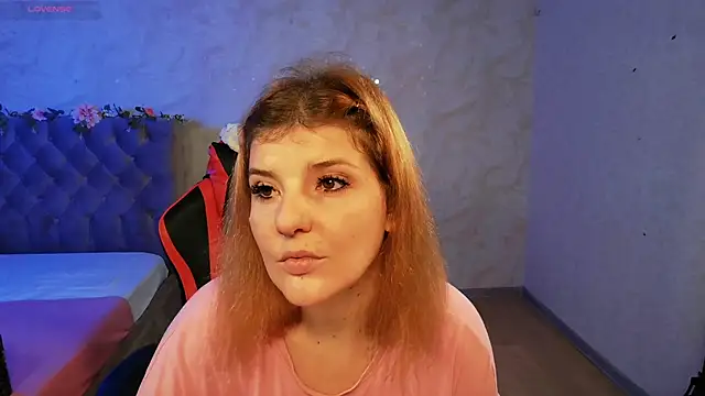 Snapshot of _EvaVeloria_ chatting on 06/26/26, 03:56 EvaVeloria online show from 06/26/26, 03:56