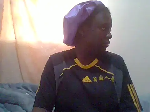 Snapshot of pinky-lip chatting on 06/10/26, 08:26 pinky-lip online show from 06/10/26, 08:26