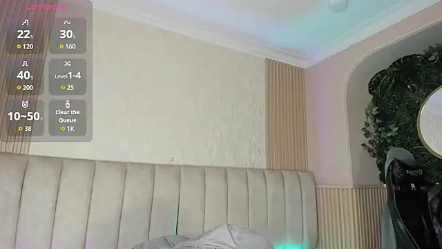 julimonroe  online show from 07/01/26, 12:22