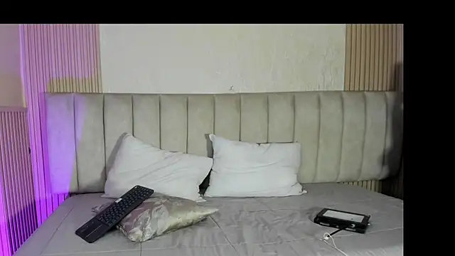 julimonroe  online show from 06/27/26, 01:33