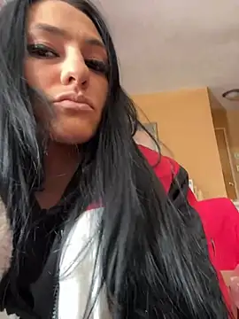 Snapshot of smoothkissx chatting on 01/20/25, 05:48 smoothkissx online show from 01/20/25, 05:48