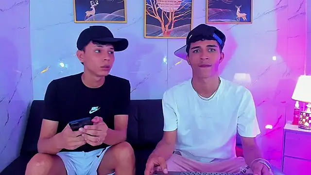sweet boyhot online show from 06/26/26, 10:37
