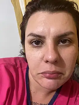 Carolineleao online show from 06/04/26, 03:00
