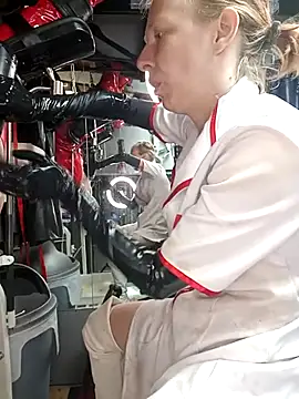 Caromimi18 online show from 09/23/25, 10:55