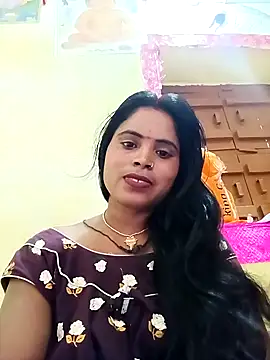 Snapshot of KRITIKA01990 chatting on 06/04/26, 04:39 KRITIKA01990 online show from 06/04/26, 04:39