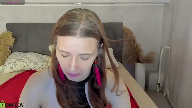Snapshot of Kathrine-Meyer chatting on 07/10/26, 01:05 Kathrine-Meyer online show from 07/10/26, 01:05