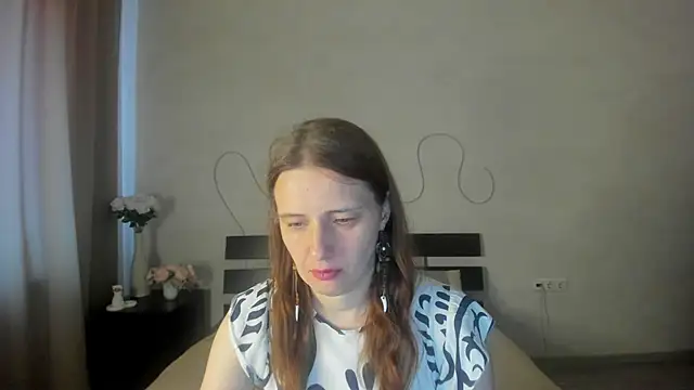 Snapshot of Kathrine-Meyer chatting on 06/16/26, 01:05 Kathrine-Meyer online show from 06/16/26, 01:05