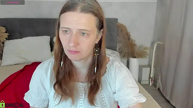 Snapshot of Kathrine-Meyer chatting on 07/11/26, 01:06 Kathrine-Meyer online show from 07/11/26, 01:06