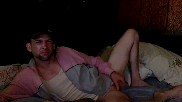 Snapshot of thierrybae chatting on 06/24/26, 01:53 thierrybae online show from 06/24/26, 01:53