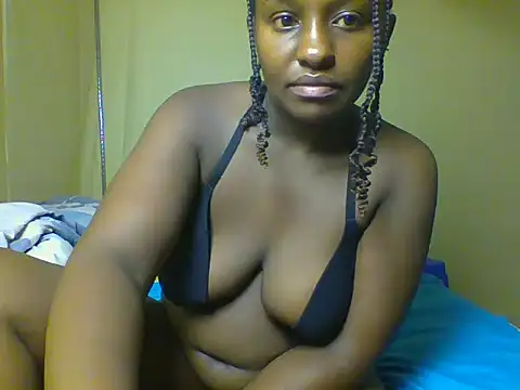 Snapshot of Sexie_bobbies chatting on 07/19/26, 03:15 Sexie bobbies online show from 07/19/26, 03:15