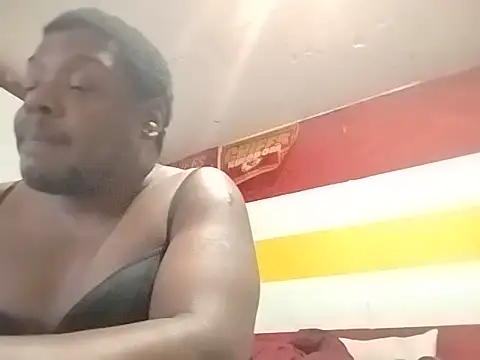 Snapshot of Cum0nm3Zaddy chatting on 06/11/26, 09:39 Cum0nm3Zaddy online show from 06/11/26, 09:39