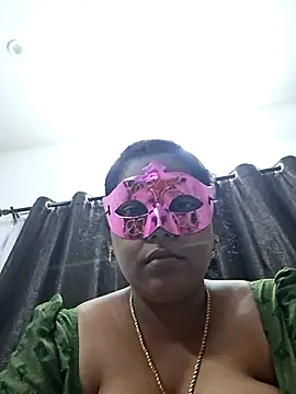 Snapshot of Hot_Sreeja_Tamil chatting on 07/30/26, 01:10 Hot Sreeja Tamil online show from 07/30/26, 01:10