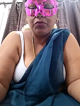 Snapshot of Hot_Sreeja_Tamil chatting on 07/28/26, 04:20 Hot Sreeja Tamil online show from 07/28/26, 04:20