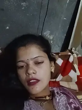 Snapshot of Hot_bhabi0123 chatting on 07/09/26, 04:50 Hot bhabi0123 online show from 07/09/26, 04:50