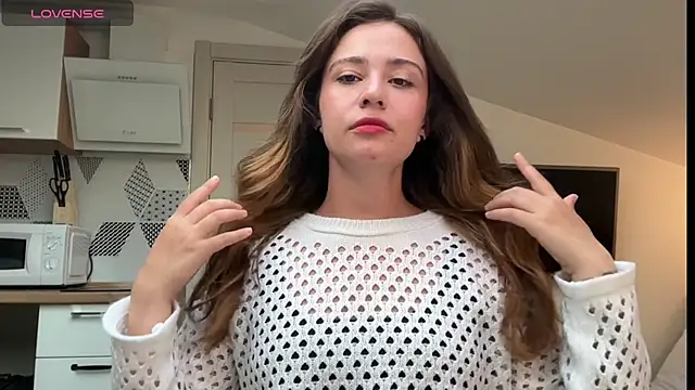 Clara June online show from 07/03/26, 02:34