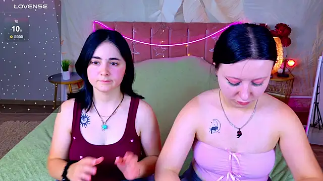 Snapshot of RuthHalll chatting on 07/09/26, 10:04 RuthHalll online show from 07/09/26, 10:04