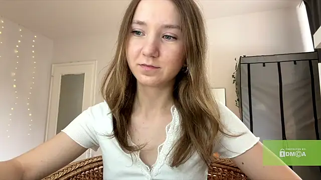 smalllisa online show from 06/30/26, 03:45
