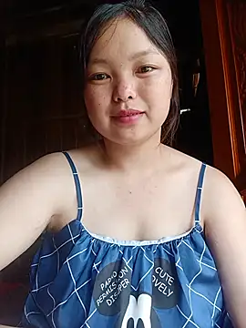 Linna-bae online show from 07/13/26, 12:21